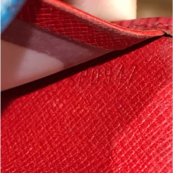 Louis Vuitton Red Epi Card/ID Holder Wallet ππ₯β€οΈ - Picture 6 of 17